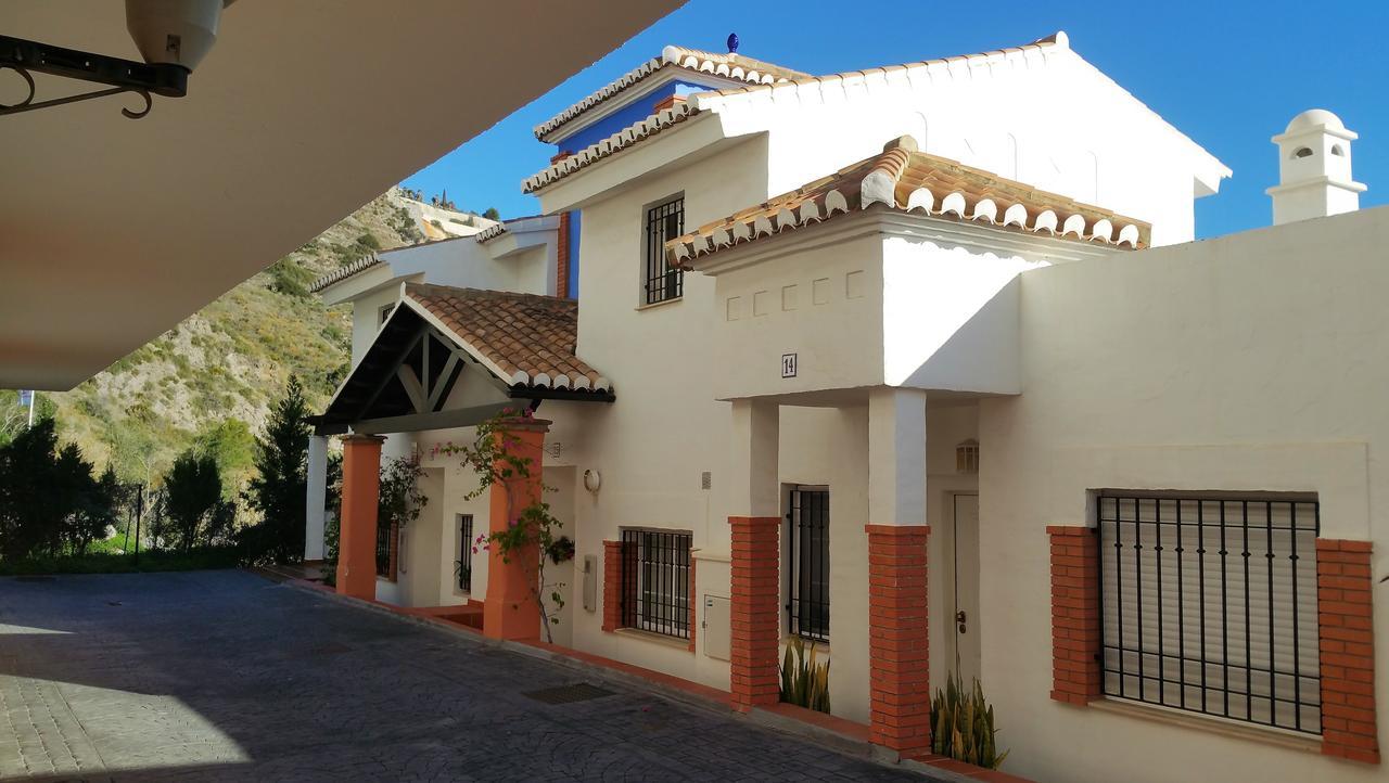 Lovely House With Views In Marina Del Este Almuñécar Eksteriør billede